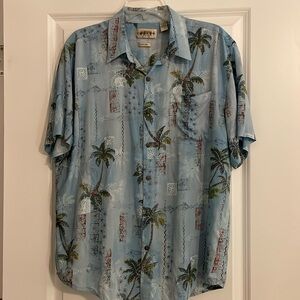 Men’s Shirt Size Large Excellent Condition $20 Perfect for Summer☀️